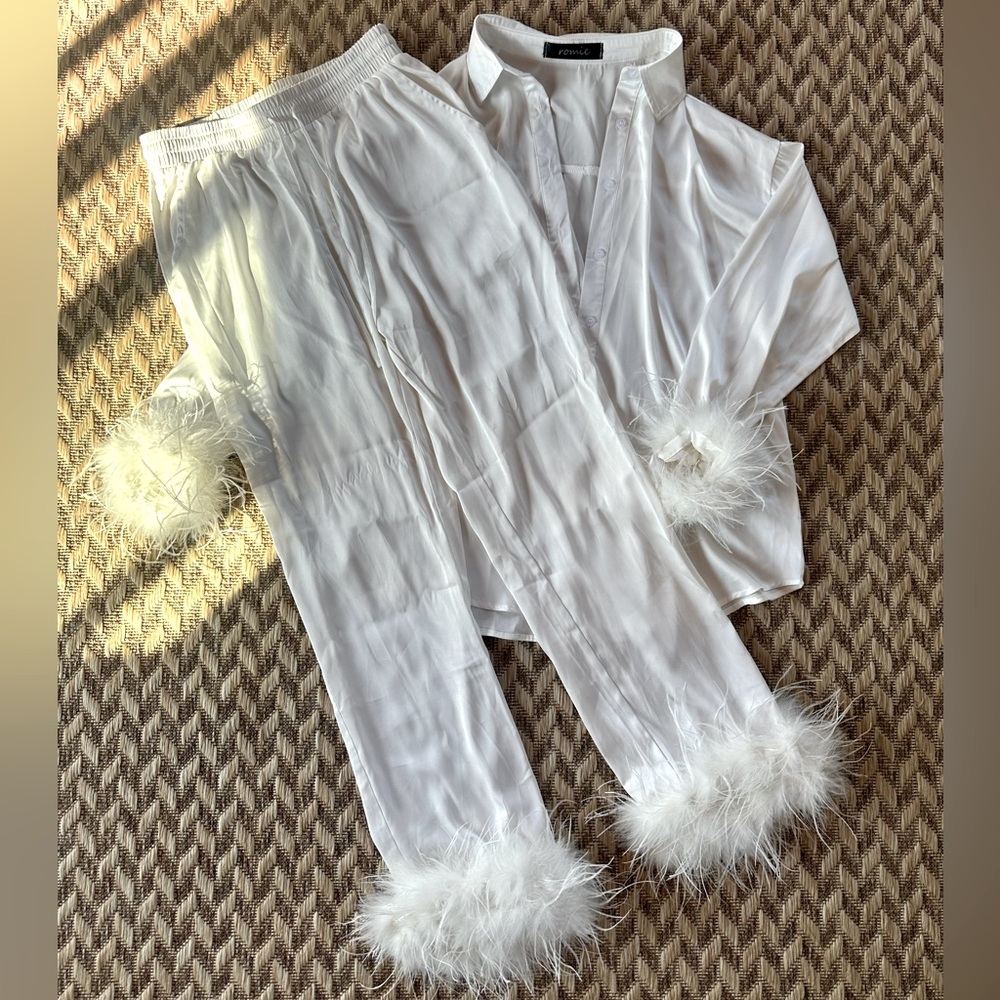 White bridal pajamas Size Small